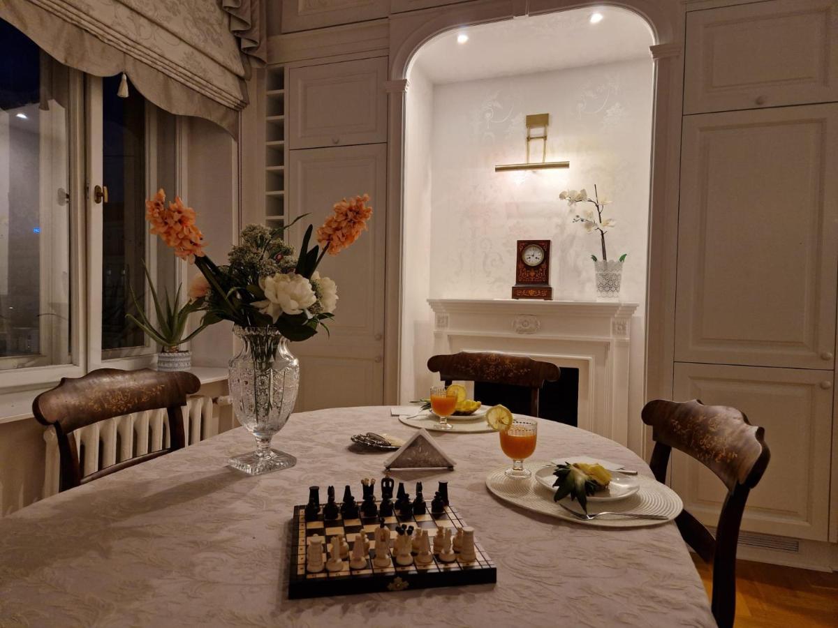 Апартаменты Luxury Living Kopernik Варшава Экстерьер фото
